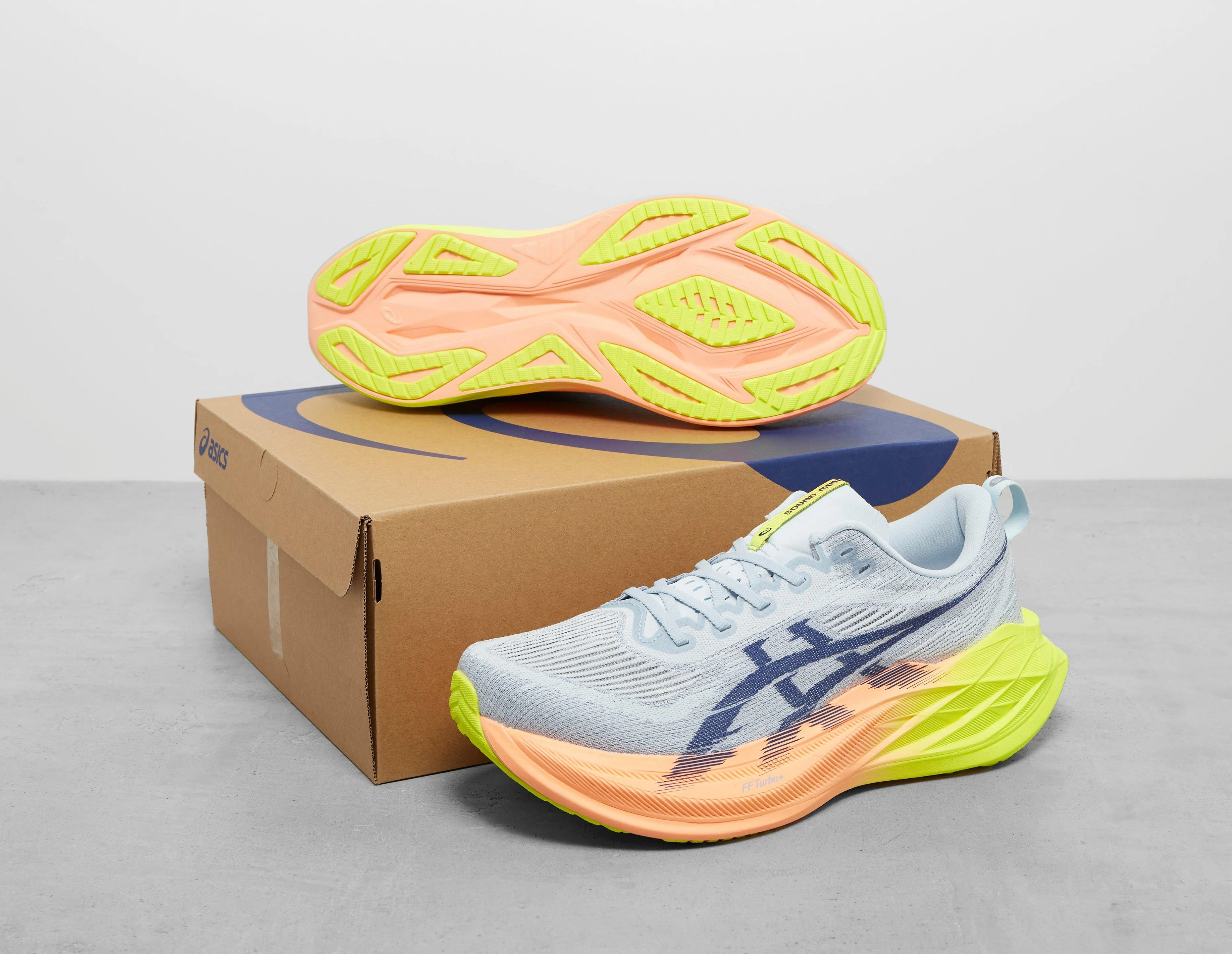 ASICS Superblast 2