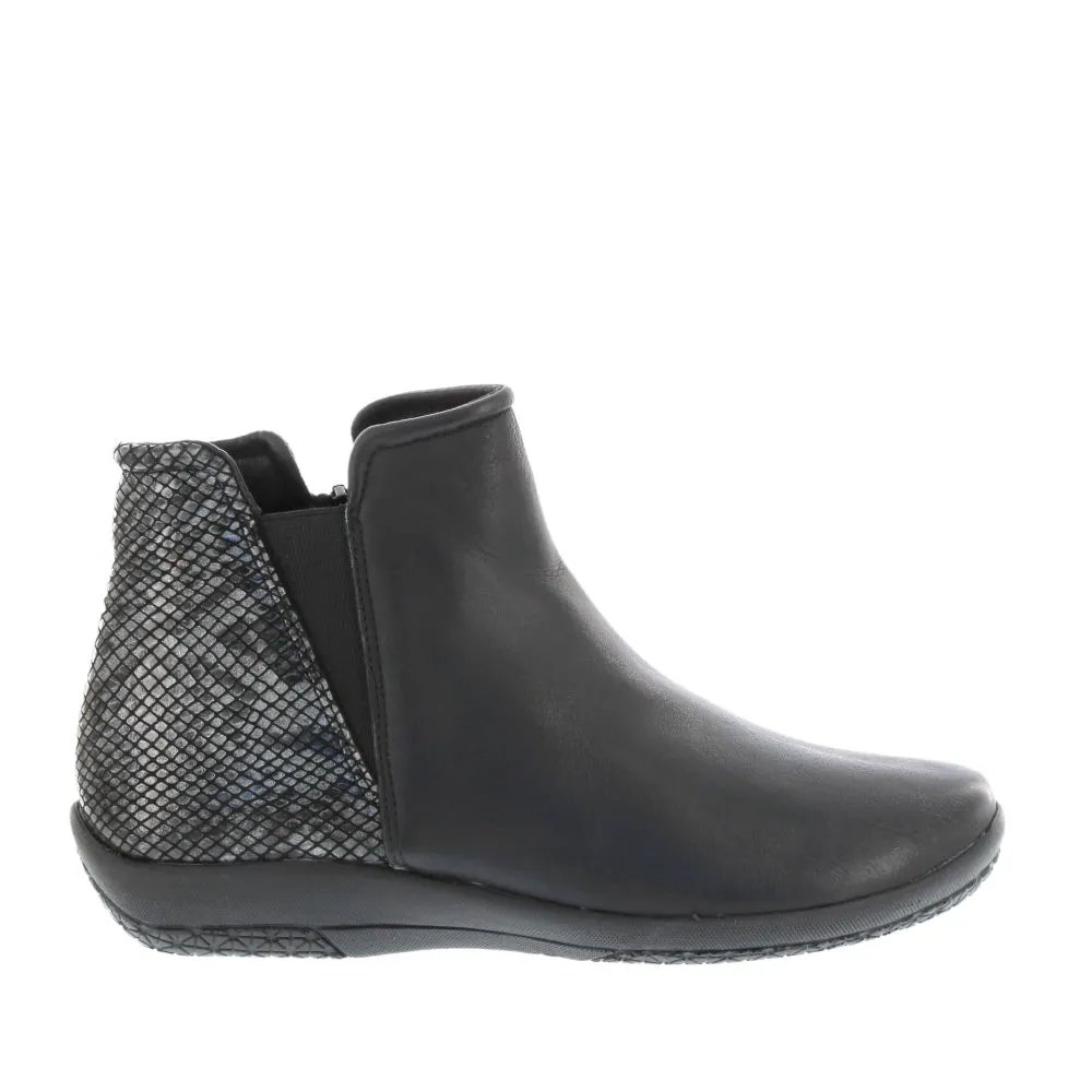 Boot Zeta 'Plush' / Black/Antracite