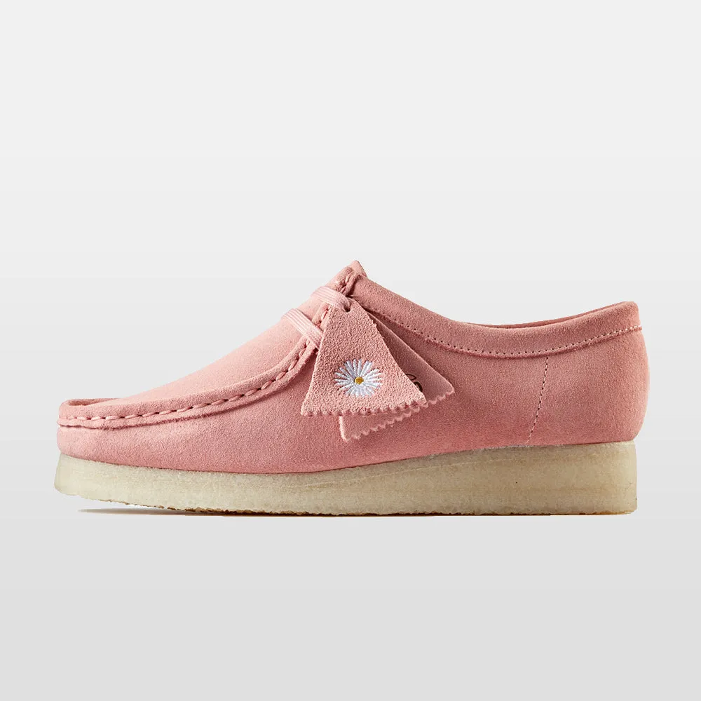 Clarks Wallabee D "Pink Suede"