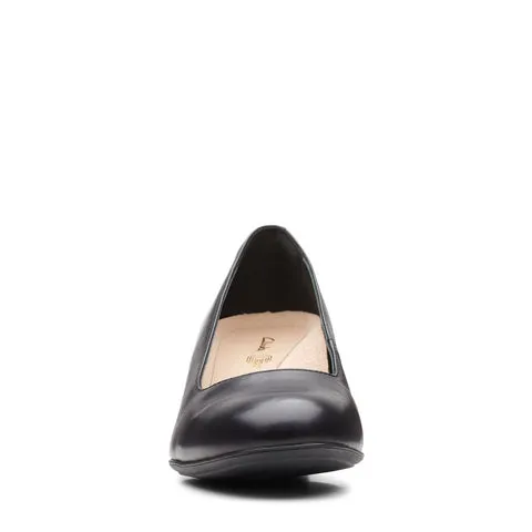 Clarks Womens Linnae Pumps - Black Leather