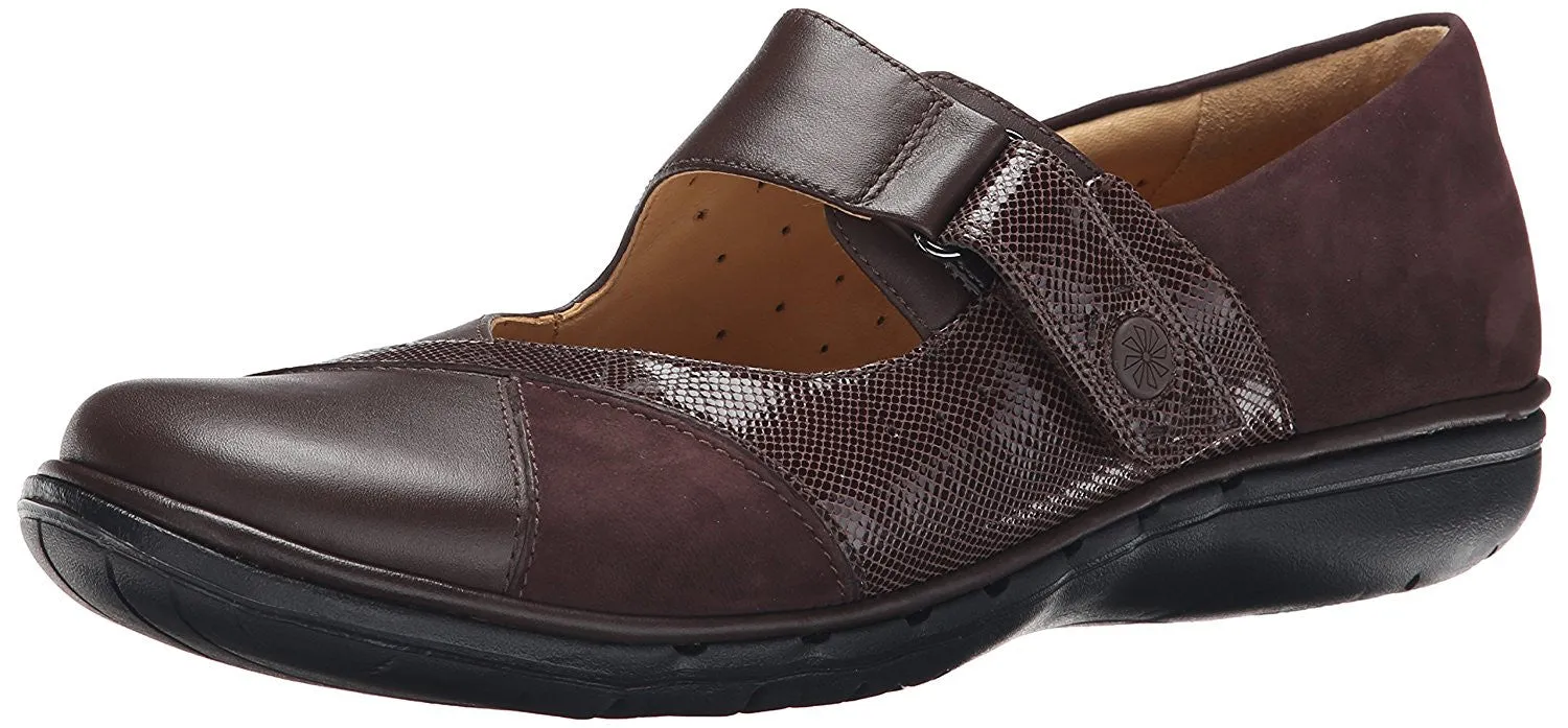 Clarks Women's Un Swan Mary Jane Flat