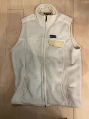 {{ClientCode}} GREY PATAGONIA VEST, XL