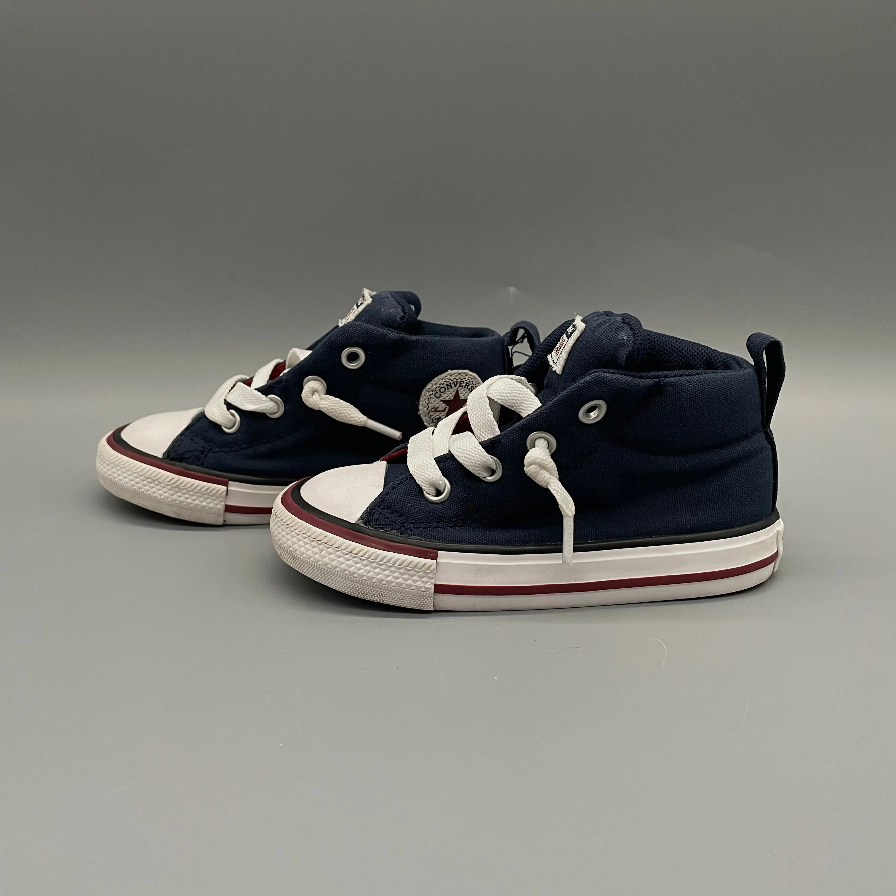 Converse / US7