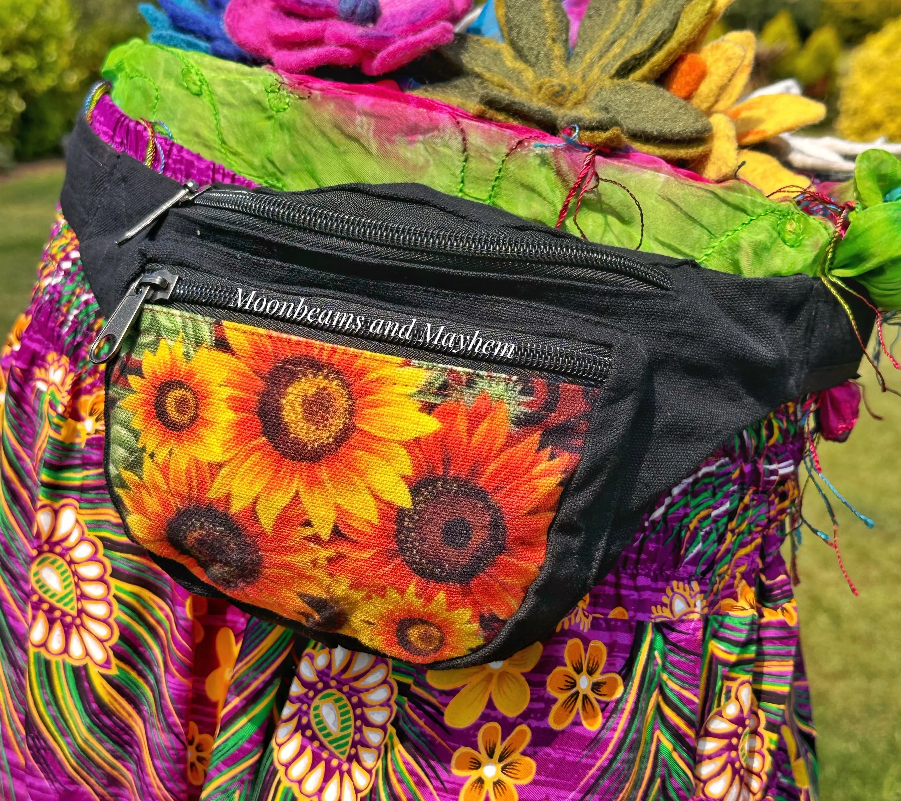 DELICIOUS SUNFLOWER MONEY BELT / WAIST BAG ( BUM / HIP BAG )