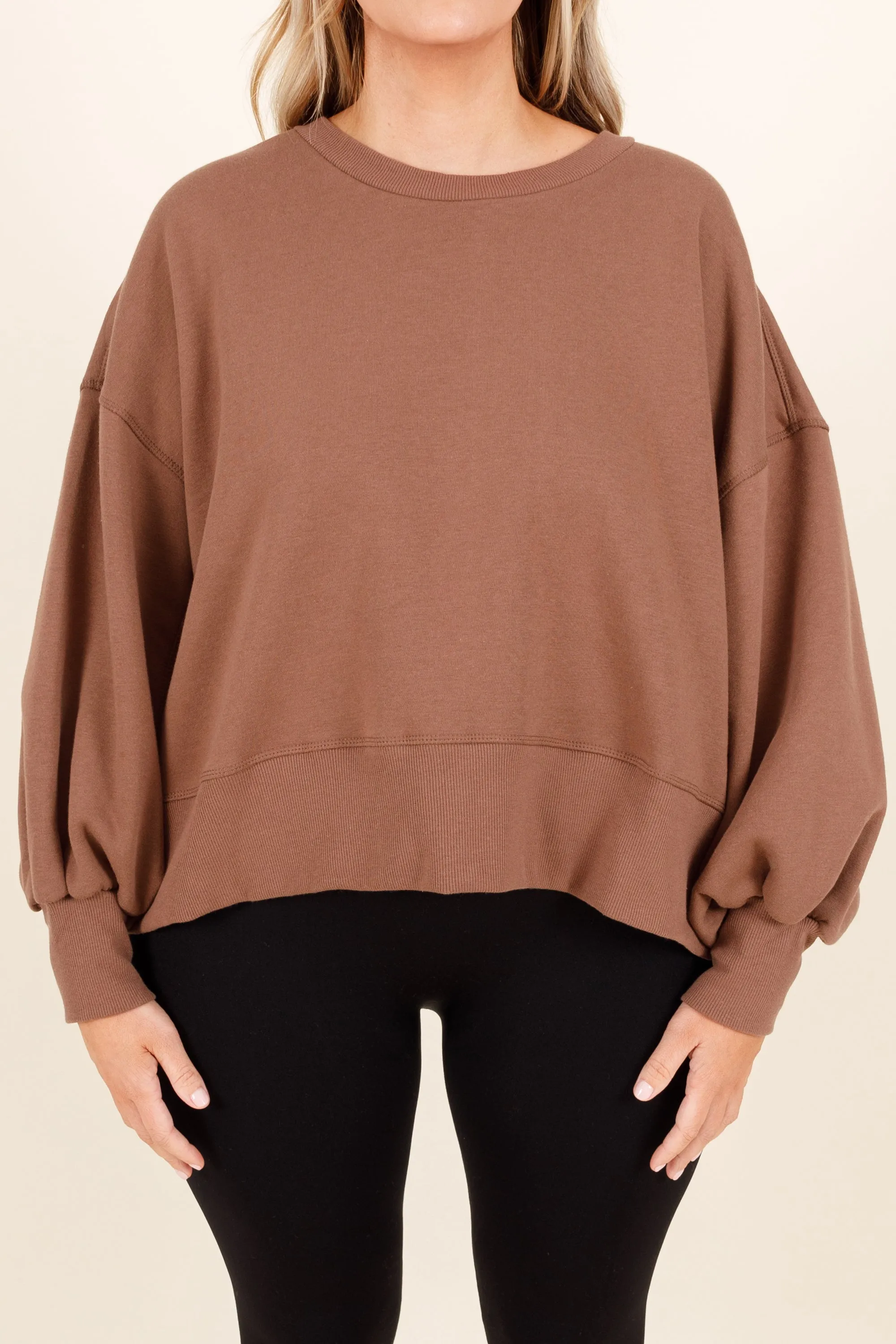 Feeling Free Pullover, Mocha