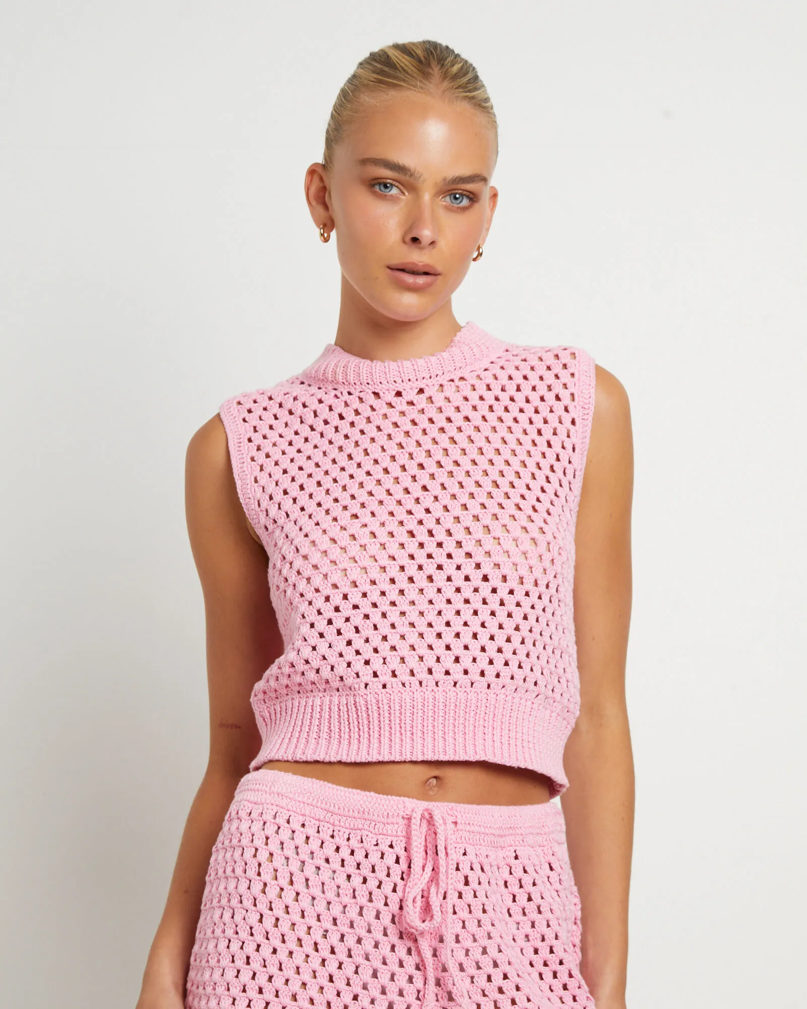 Fleur By Blanca Studio Isla Crochet Vest in Pink