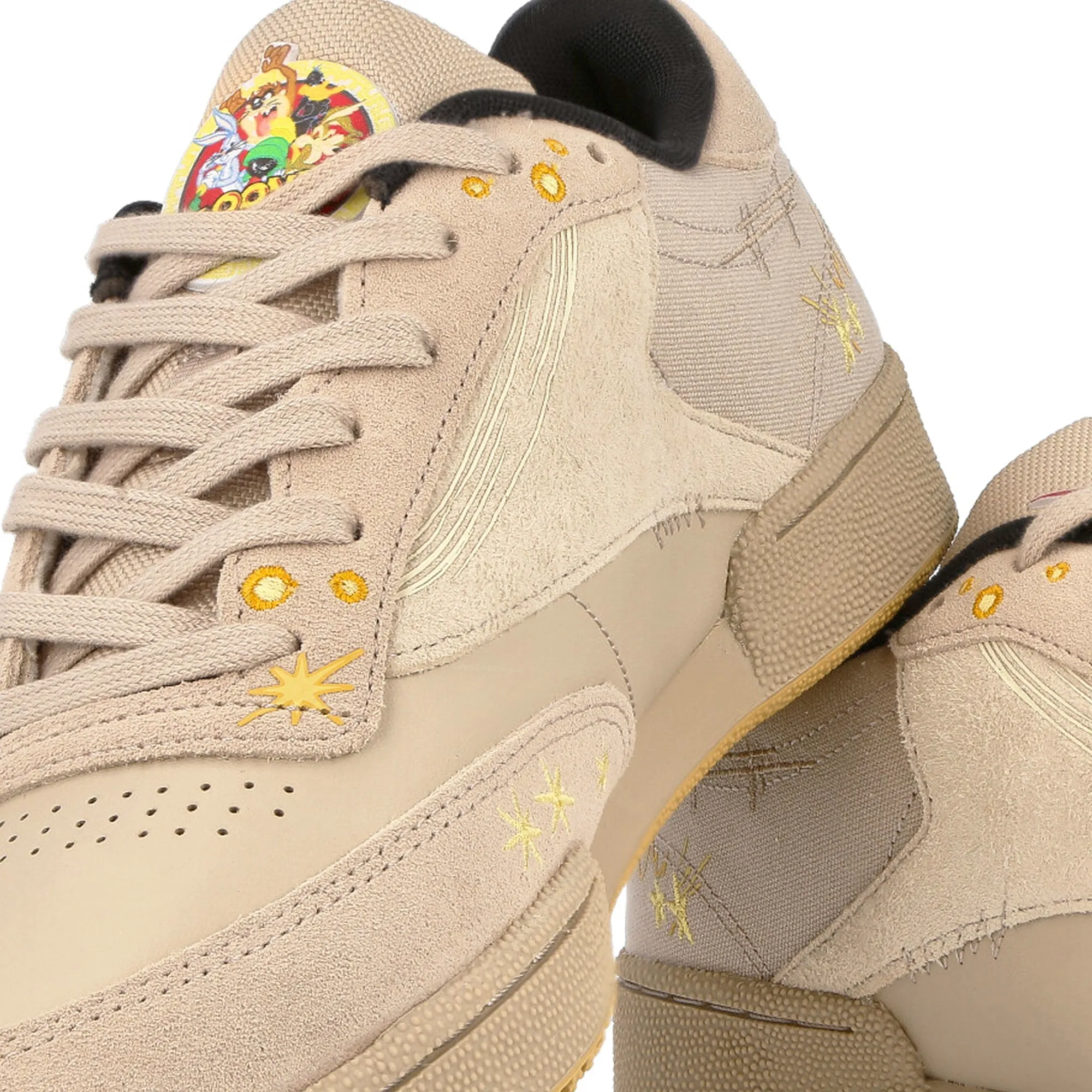 Looney Tunes x Reebok Club C 85