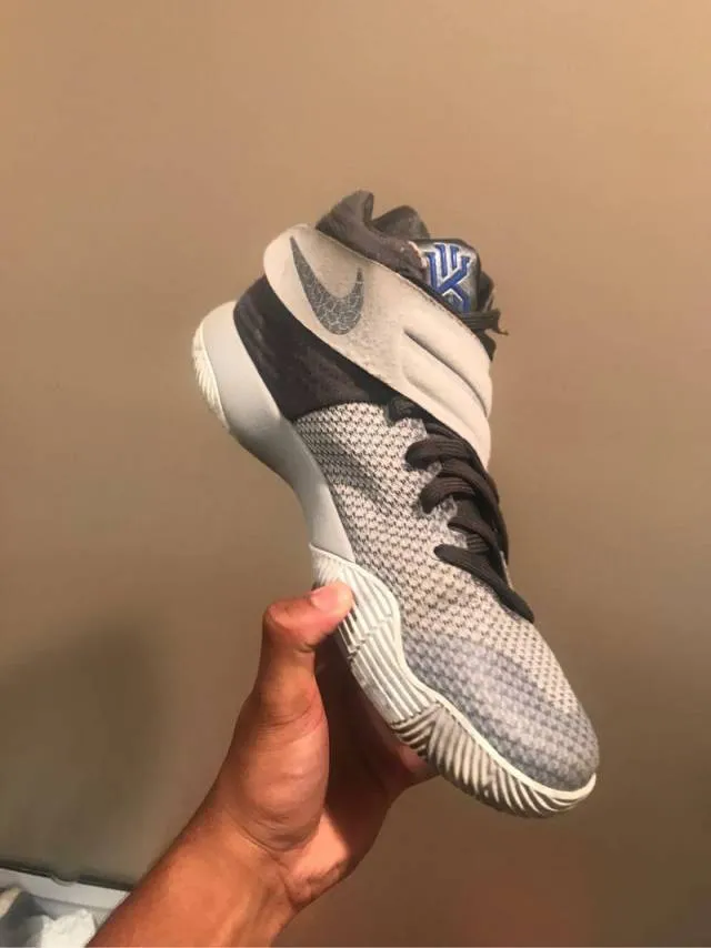 Nike Kyrie 2